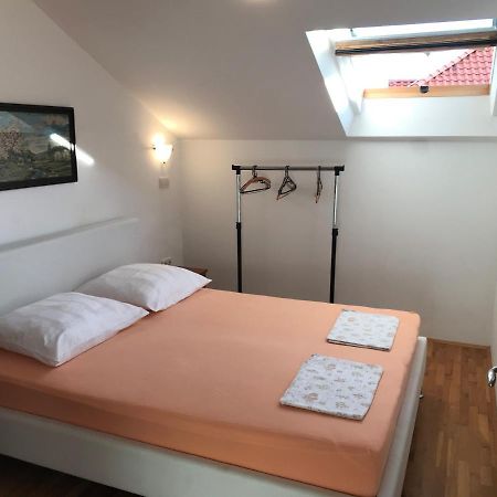 Gala Apartments Omiš Zewnętrze zdjęcie