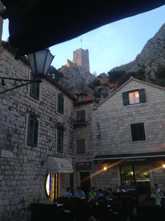 Gala Apartments Omiš Zewnętrze zdjęcie