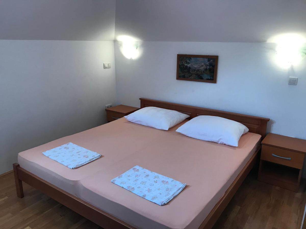 Gala Apartments Omiš Zewnętrze zdjęcie