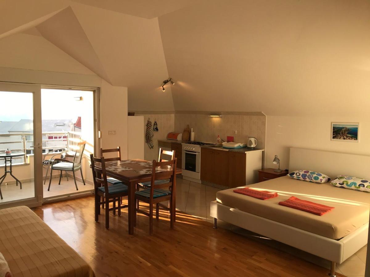 Gala Apartments Omiš Zewnętrze zdjęcie