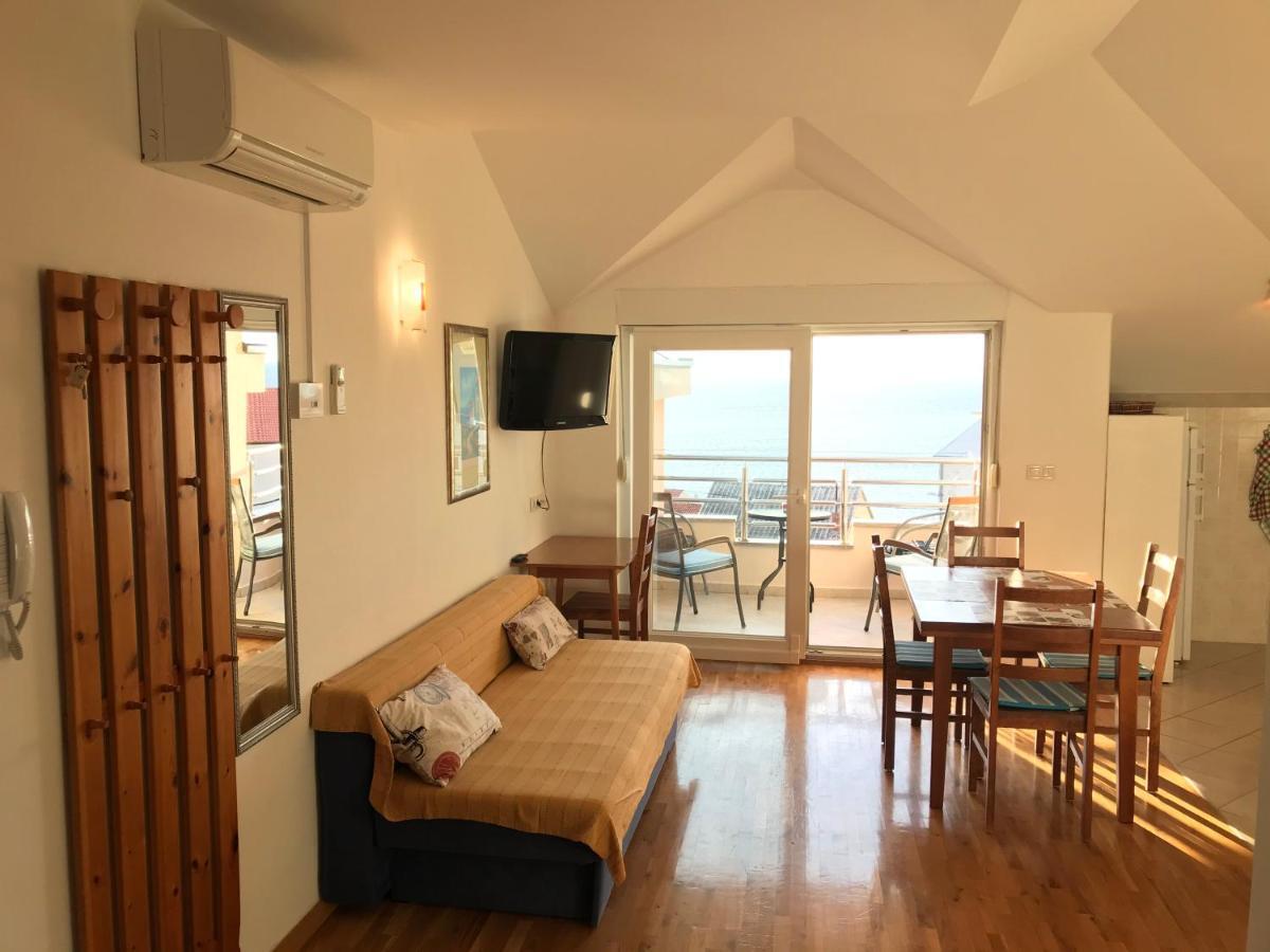 Gala Apartments Omiš Zewnętrze zdjęcie